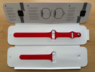 Apple Watch 45mm. Product Red Sport Band