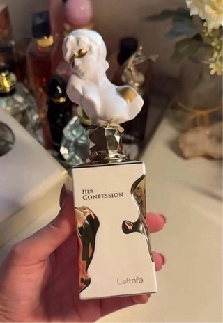 Perfume Lattafa Her Confession Dorado/Blanco
