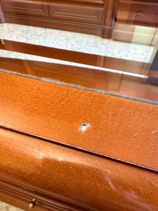 Mesa de centro de madera y cristal