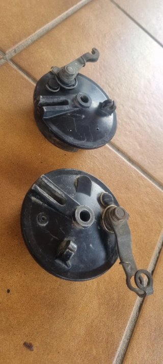 Pareja de Frenos de Tambor
