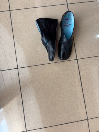 Zapatos de cuña negros