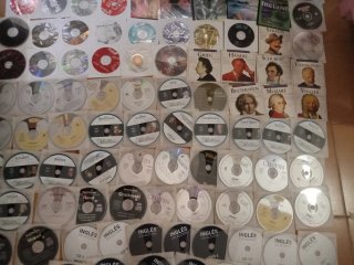 Lote 150 CDs varios estilos