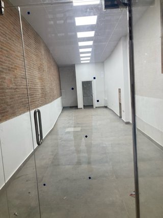 Alquiler local Sant Celoni calle major  119 ,45 m2