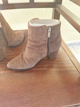 Botines de piel marrones Lolita Blu