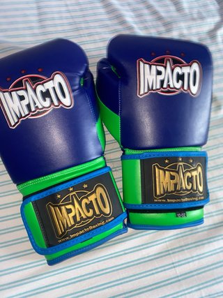 Guantes y Zapatillas Boxeo Impacto