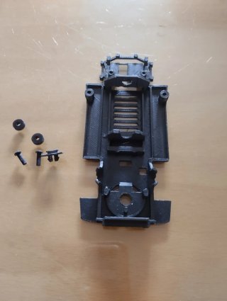 Chasis advance para Lancia 037 de scalextric