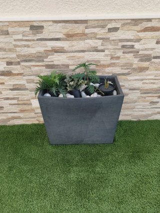 Jardinera gris moderna PVC 60x60x27