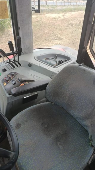 Tractor Massey Ferguson 8110