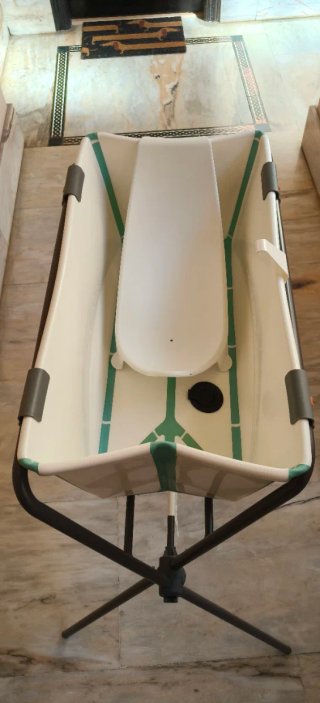 Bañera Stokke con soporte recién nacido