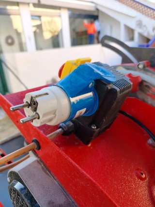 Cortadora de agua Rubi DR 350