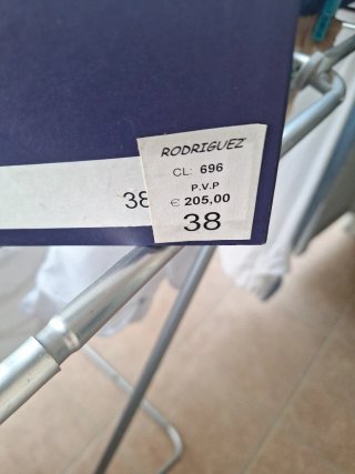 Zapatos de salón Stuart Weitzman T.38