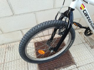 Bicicleta Infantil Talla 20 NO ES CANNONDALE
