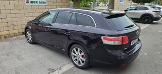 Toyota Avensis 2010