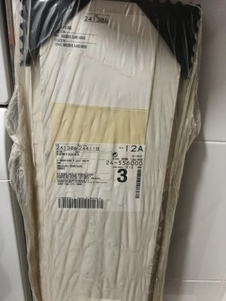 Sobre Escritorio y estantería de madera