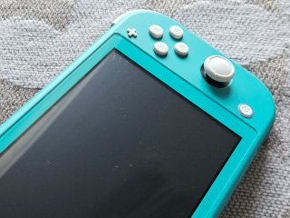 Nintendo Switch Lite +  128GB