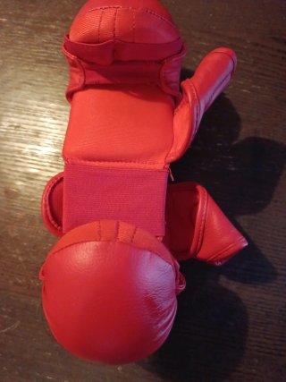 Guantes de Karate Rojos OUTSHOCK