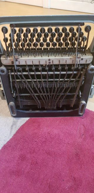 Máquina Escribir Hispano Olivetti Lexicon 80