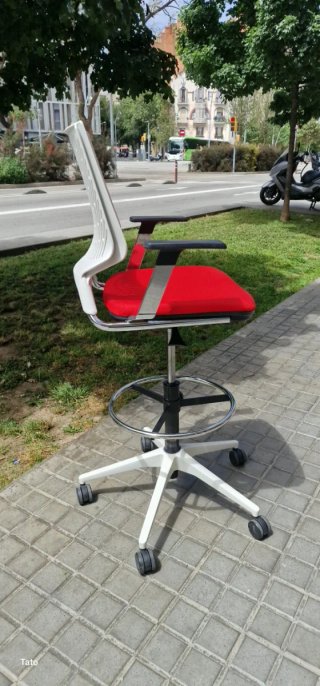 Taburete Actiu Think Rojo/Blanco