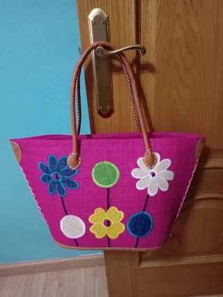 Bolso Capazo Artesano Flores Bordadas