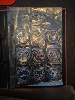 Álbum Yokai watch con medallas