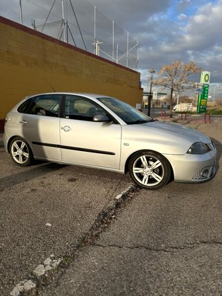 SEAT Ibiza 2003