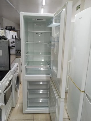 Nevera Corberó con 6 meses de garantía