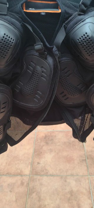 Protector Motocross Negro Sin Usar