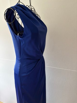 Vestido Betzzia azul tamanho 36