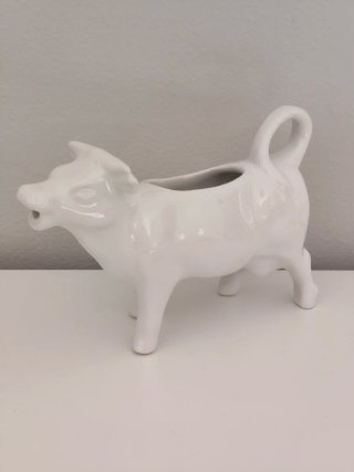 Lattiera vintage mucca bianca