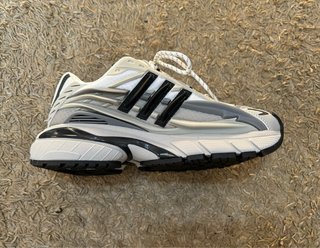 Zapatillas Adidas Adistar Jellyfish x Pharrell