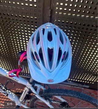 Bicicleta de montaña blanca