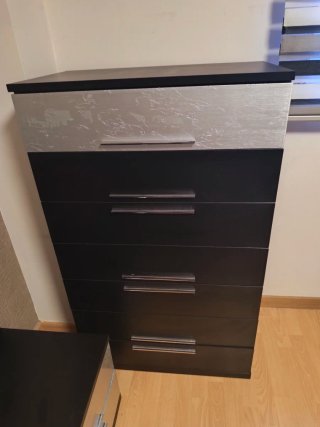 Conjunto Cabecero, Mesitas y Cómoda