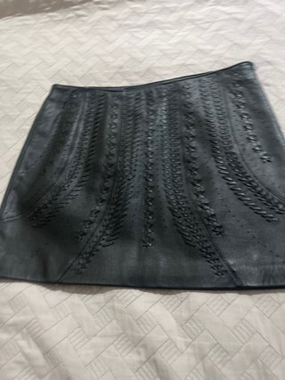 Faldas cortas marrones y multicolor cada 5 evros