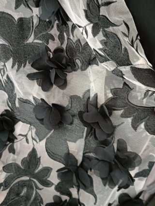 Blusa Festa Flores Pretas