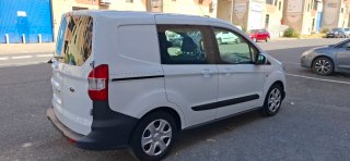 Ford Transit Courier 2020