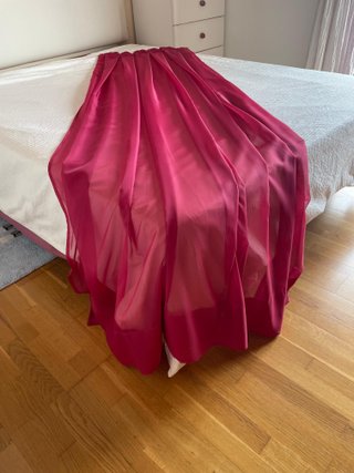 Cubre cortina lateral fucsia-burdeos