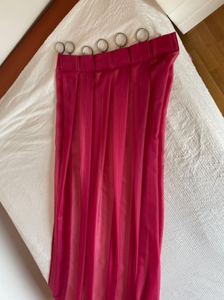 Cubre cortina lateral fucsia-burdeos