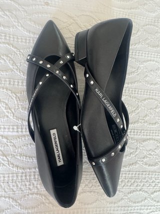 Zapatos Karl Lagerfeld Negros con Tachuelas