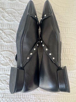 Zapatos Karl Lagerfeld Negros con Tachuelas