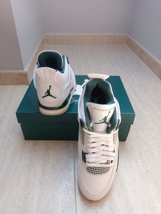 Jordan 4 Retro Oxidized Green