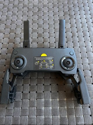 Dron DJI Mini