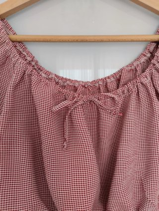 Blusa corta cuadros roja y blanca