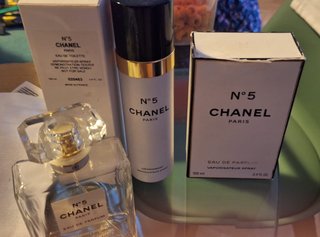Frascos vacíos Chanel N°5 (Perfume y Caja)