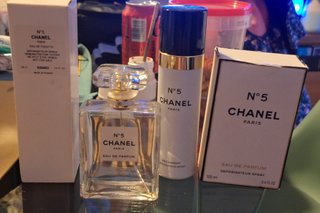 Frascos vacíos Chanel N°5 (Perfume y Caja)
