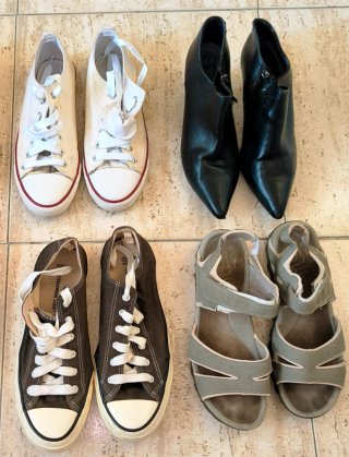 Zapatillas y más