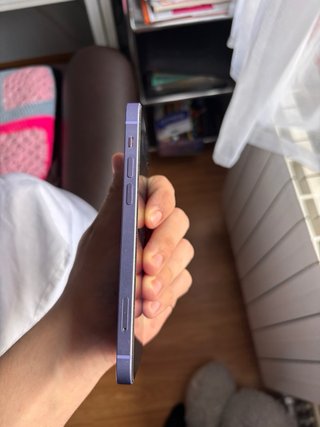 iPhone 12 Apple