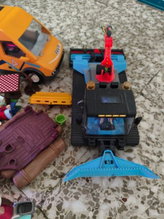 Lote Playmobil: Helicóptero, Bus, Figuras