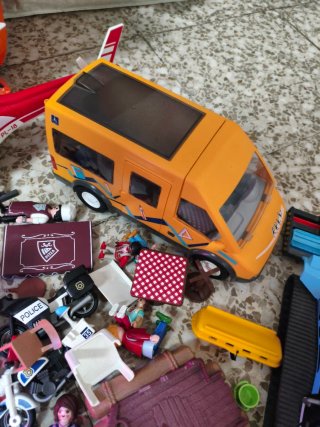 Lote Playmobil: Helicóptero, Bus, Figuras