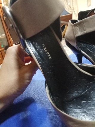 Zapatos de tacón color nude