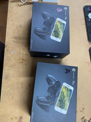 Ryze Tech Tello EDU Drone + Controladores